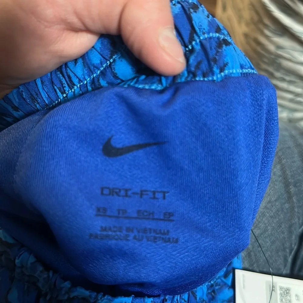Nike Girls’ One Woven High Rise Printed Shorts: BLUE: NEW WITH TAGS: SIZE XS
